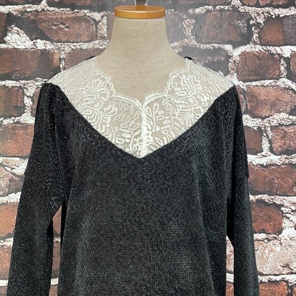 Miss U Top NWT Lovely Lace with Black Comfiness Blouse Size Medium M - Picture 7 of 15